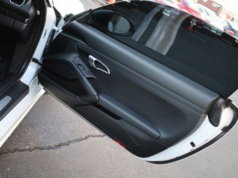 Used 2018 Porsche 718 Cayman image 35
