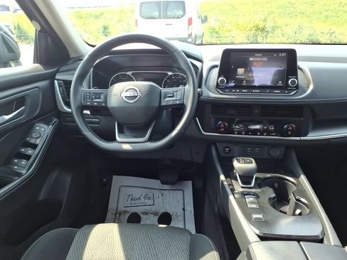 Used 2026 Nissan Rogue SV FWD image 15