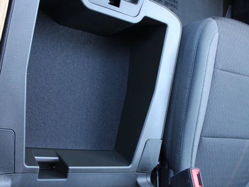 Used 2022 GMC Sierra 1500 SLE w/ X31 Off-Road Package image 41