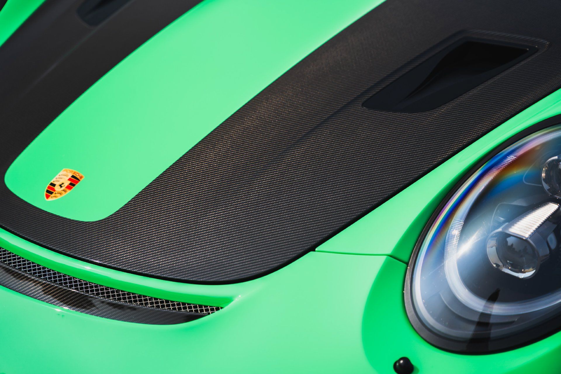 Used 2018 Porsche 911 GT2 RS RWD image 13
