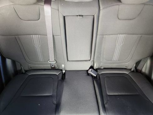 Used 2023 Hyundai Tucson SEL w/ Cargo Package AWD/4WD image 16