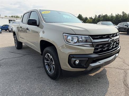 Used 2021 Chevrolet Colorado Z71 AWD/4WD image 5
