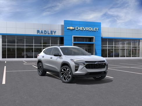 New 2026 Chevrolet Trax RS w/ Sunroof Package FWD image 1