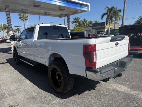 Used 2020 Ford F250 Lariat w/ FX4 Off-Road Package image 4