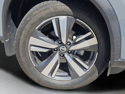 Used 2021 Nissan Rogue SL AWD/4WD image 19