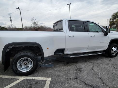 Used 2020 Chevrolet Silverado 3500 High Country image 19