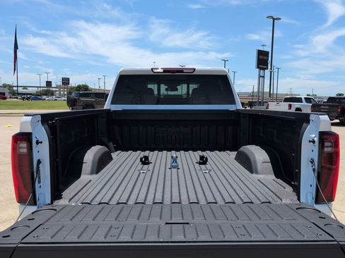 New 2025 GMC Sierra 2500 SLT w/ Texas SLT Premium Package image 27