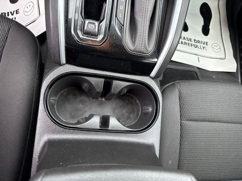 Used 2023 Chevrolet Colorado LT w/ LT Convenience Package II AWD/4WD image 30