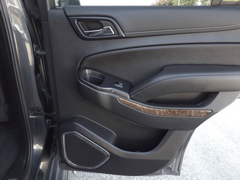 Used 2020 Chevrolet Tahoe Premier w/ RST 6.2L Performance Edition image 45