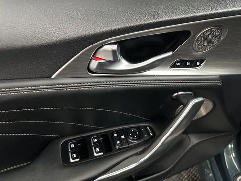 Used 2022 Kia Stinger GT2 RWD image 18