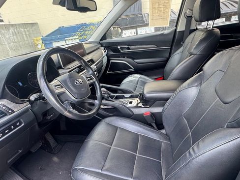 Used 2021 Kia Telluride EX w/ EX Premium Package AWD/4WD image 6