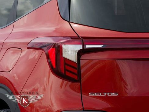 New 2026 Kia Seltos S image 11