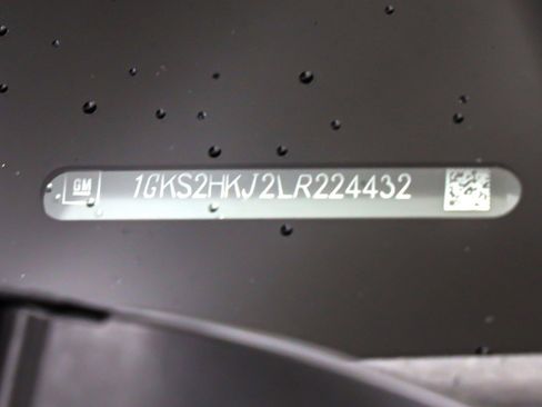 Used 2020 GMC Yukon XL Denali w/ Denali Premium Package image 24