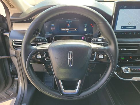 Used 2023 Lincoln Corsair AWD w/ Equipment Group 102A image 22