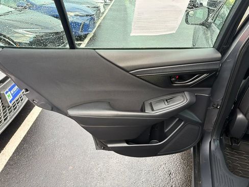 Used 2024 Subaru Outback AWD/4WD image 18