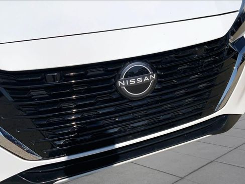 Used 2025 Nissan Sentra S FWD image 30