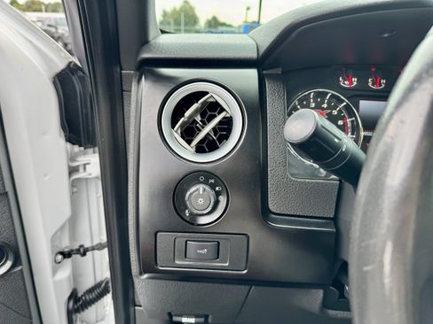Used 2014 Ford F150 FX4 w/ Equipment Group 402A Luxury AWD/4WD image 21