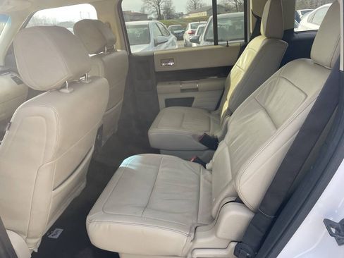Used 2014 Ford Flex SEL w/ Equipment Group 202A FWD image 9