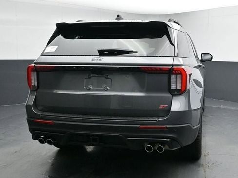 New 2026 Ford Explorer ST w/ Sun And Sound Package image 11