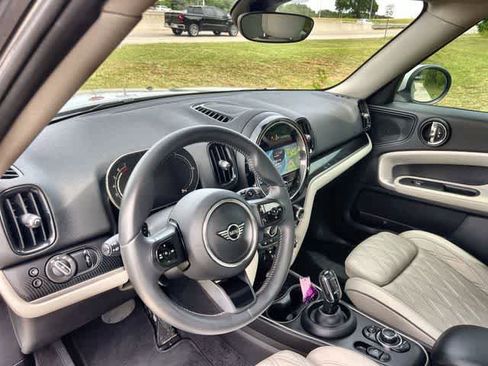 Used 2023 MINI Cooper Countryman S w/ Signature Upholstery Package AWD/4WD image 15