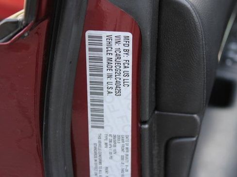 Used 2020 Jeep Grand Cherokee High Altitude image 30