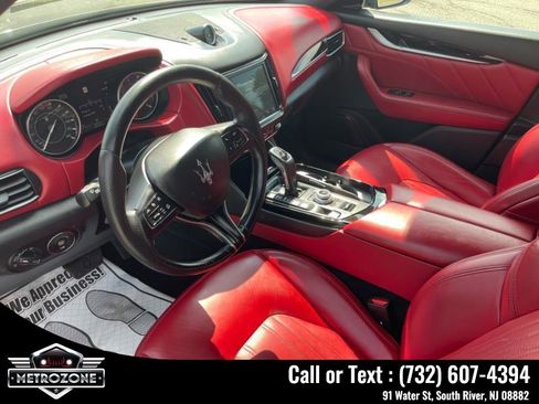 Used 2022 Maserati Levante GT image 23