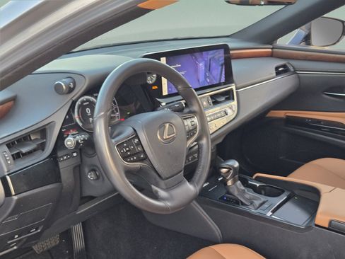 Certified 2023 Lexus ES 350 w/ Premium Package FWD image 9