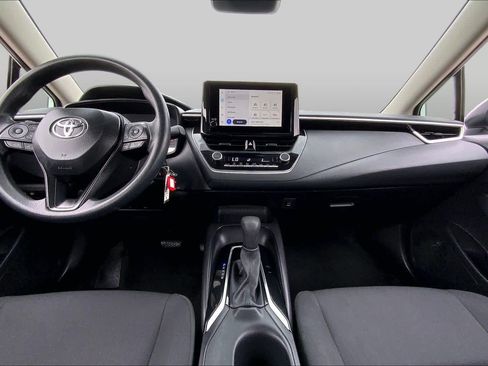 Used 2025 Toyota Corolla LE FWD image 15
