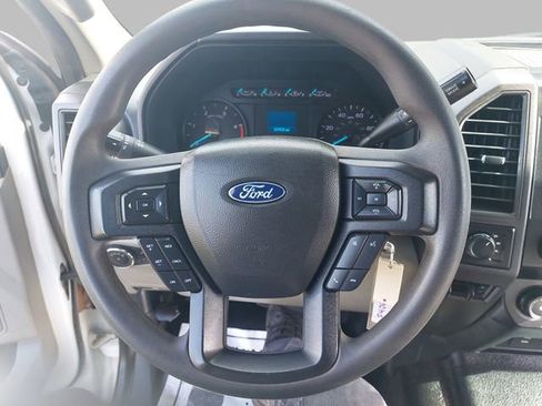 Used 2022 Ford F550 XL w/ Power Equipment Group image 11