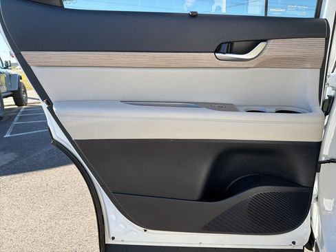 Used 2021 Hyundai Palisade SEL w/ Premium Package image 26