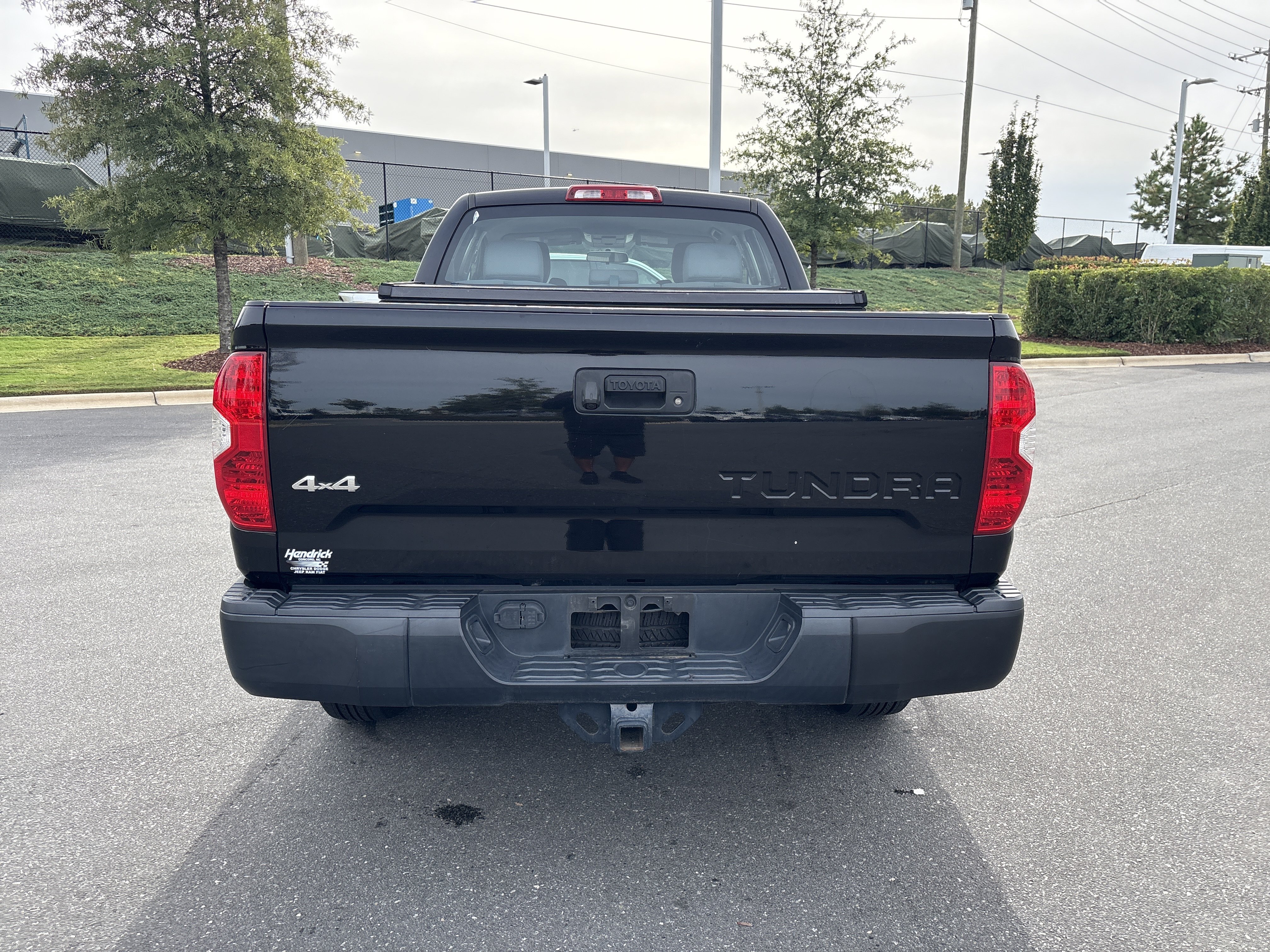 Used 2017 Toyota Tundra SR AWD/4WD image 8