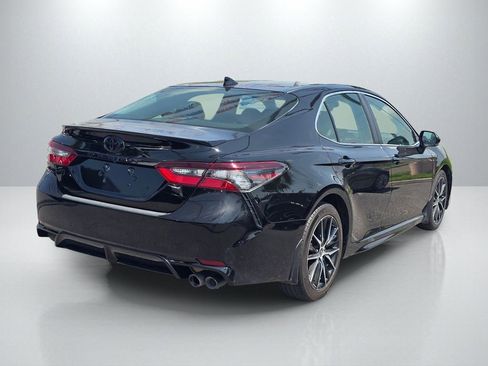 Used 2022 Toyota Camry SE FWD image 5