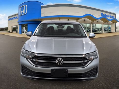 Used 2024 Volkswagen Jetta S image 3