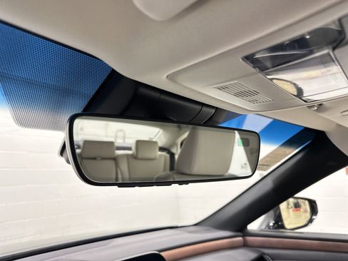 Used 2024 Lexus ES 350 w/ Premium Package FWD image 27