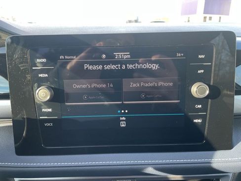 Certified 2025 Volkswagen Taos SEL image 16