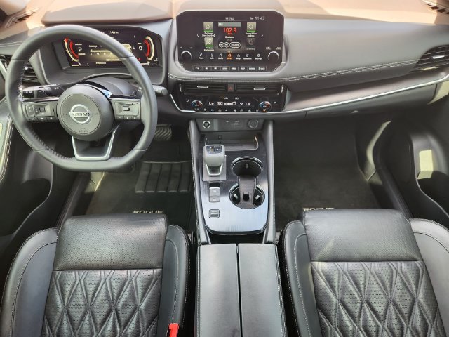 Used 2021 Nissan Rogue Platinum FWD image 25