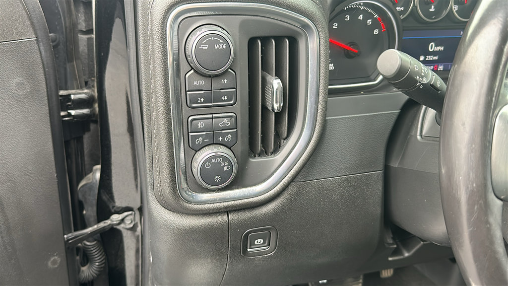 Used 2020 Chevrolet Silverado 1500 RST w/ All-Star Edition AWD/4WD image 17