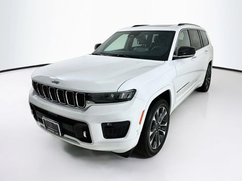 Used 2023 Jeep Grand Cherokee L Overland AWD/4WD image 3
