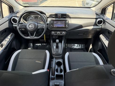 Used 2025 Nissan Versa S w/ Trunk Package FWD image 30