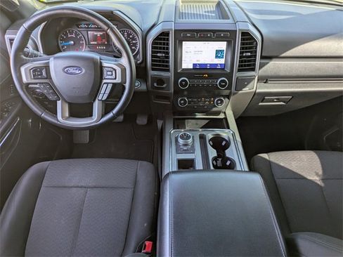 Used 2021 Ford Expedition XLT image 17