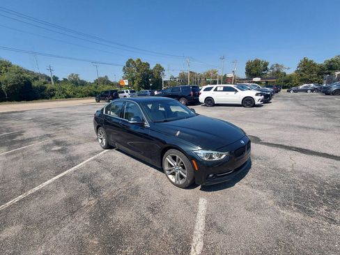 Used 2017 BMW 330i xDrive Sedan AWD/4WD image 7