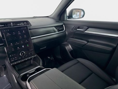 Certified 2026 GMC Terrain Elevation w/ Elevation Premium Package image 24