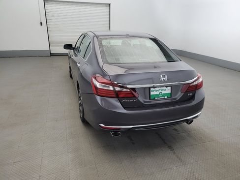 Used 2017 Honda Accord EX-L image 6