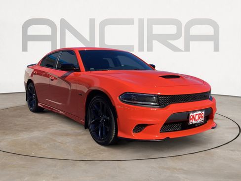 Used 2023 Dodge Charger R/T w/ Blacktop Package image 7