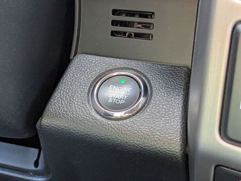 Used 2020 Ford F150 Platinum w/ Equipment Group 701A Luxury image 22