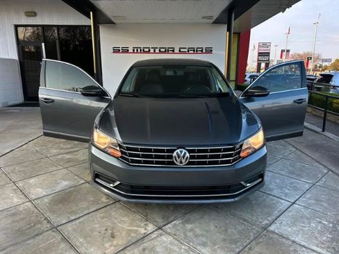 Used 2017 Volkswagen Passat 1.8T SE image 6