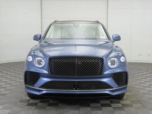 New 2026 Bentley Bentayga Speed image 2