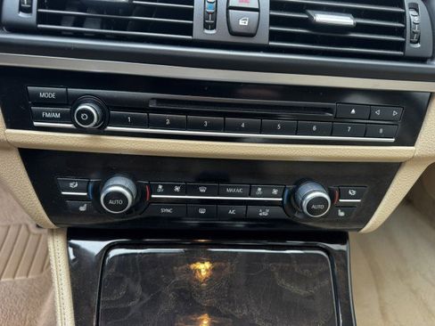 Used 2015 BMW 535i xDrive Sedan AWD/4WD image 33