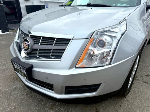 Used 2011 Cadillac SRX Luxury image 8
