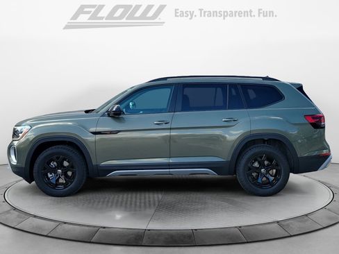 New 2026 Volkswagen Atlas Peak Edition image 4